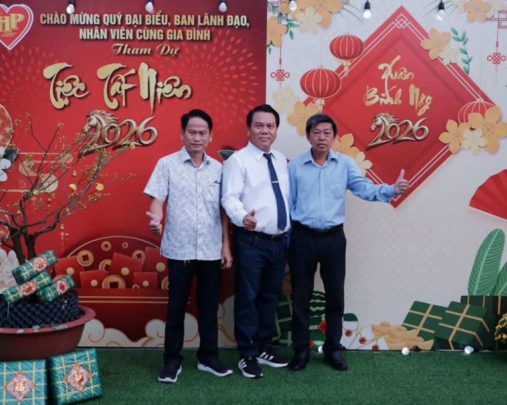 tiec-tat-nien-phong-kham-da-khoa-hong-phuc-22.jpg