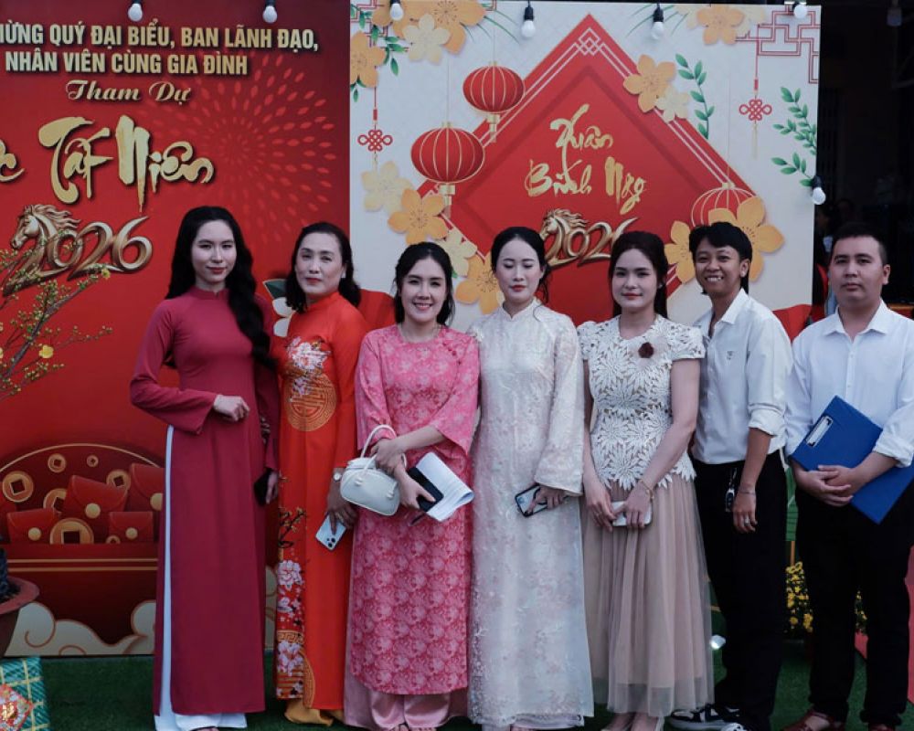 tiec-tat-nien-phong-kham-da-khoa-hong-phuc-24.jpg