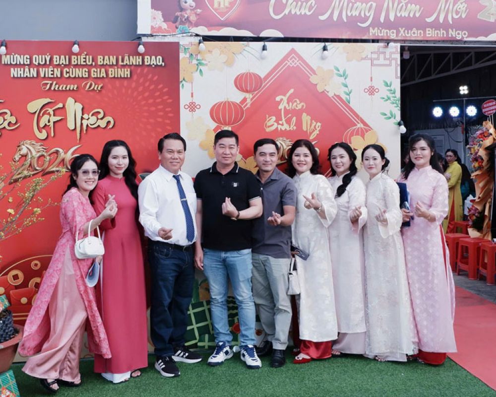 tiec-tat-nien-phong-kham-da-khoa-hong-phuc-19.jpg