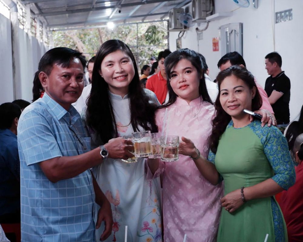 tiec-tat-nien-phong-kham-da-khoa-hong-phuc-33.jpg