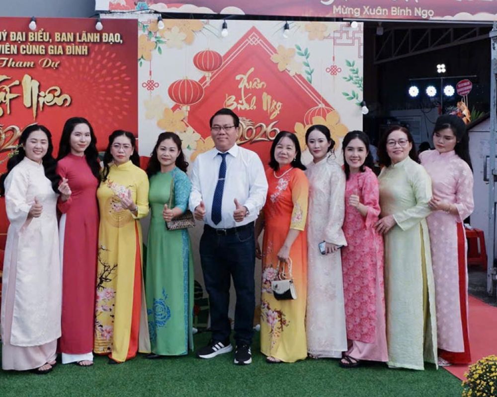tiec-tat-nien-phong-kham-da-khoa-hong-phuc-36.jpg