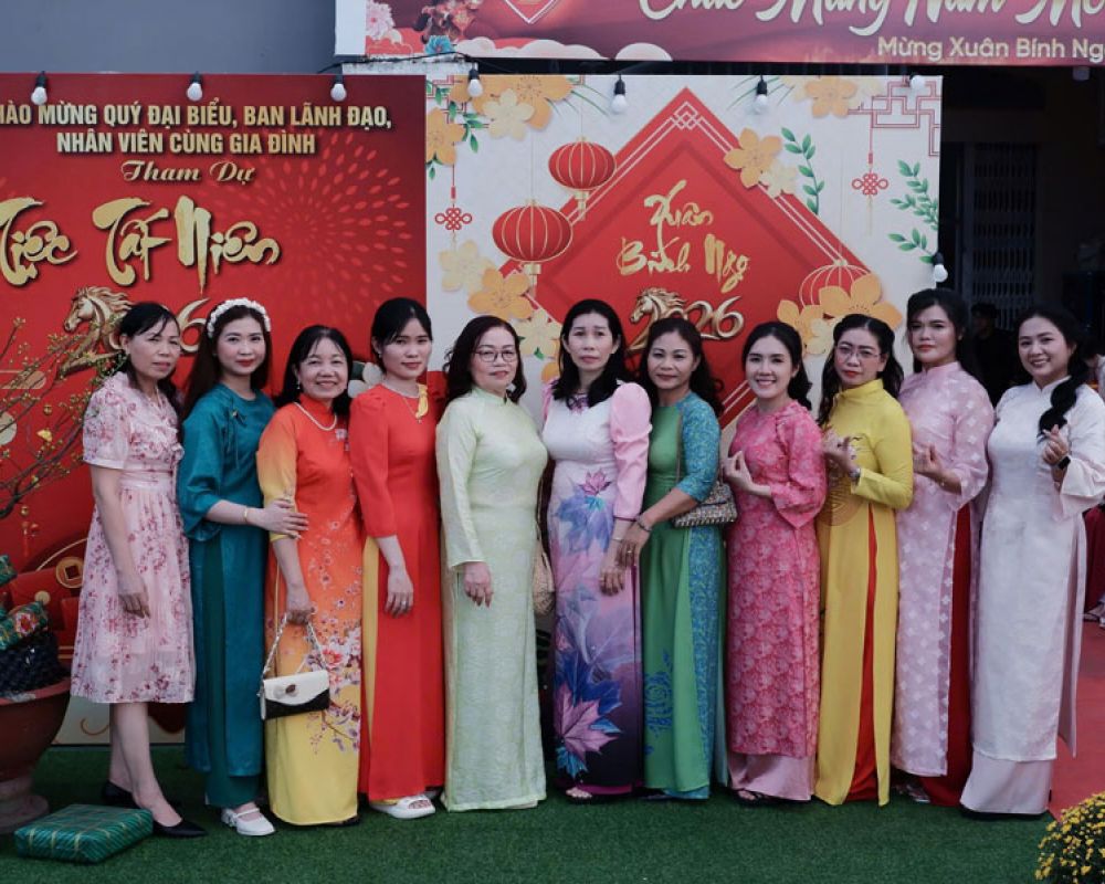 tiec-tat-nien-phong-kham-da-khoa-hong-phuc-21.jpg