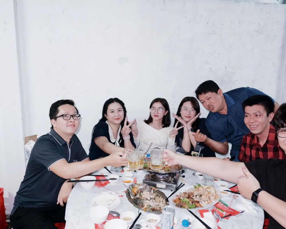 tiec-tat-nien-phong-kham-da-khoa-hong-phuc-08.jpg